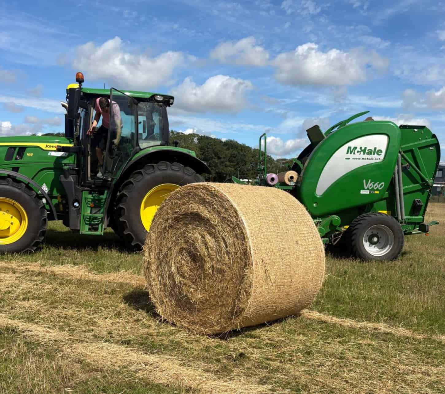 Kiwi EcoNet bale produced by McHale baler Hay bale with Kiwi EcoNet bale net produced by McHale V660 baler.